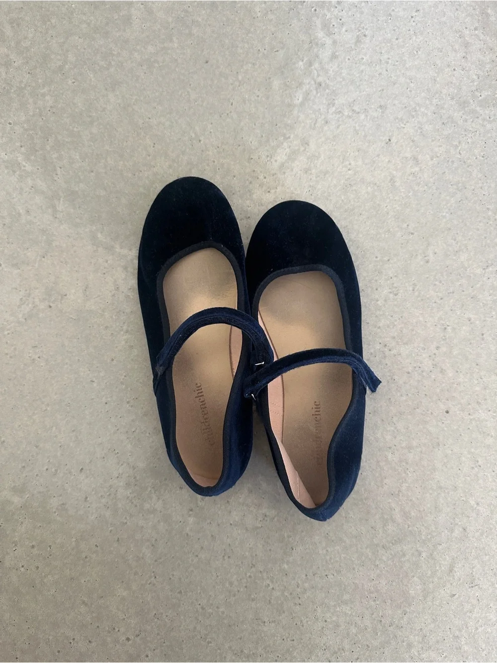 ChildrenChic Navy Velvet Mary Jane Flats — children size 38 / US 6
